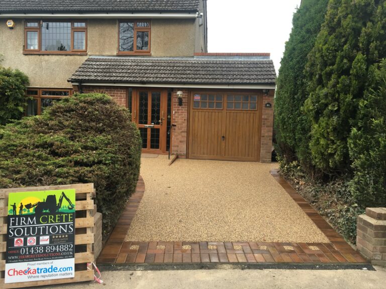 beautiful browny gold resin driveway and path