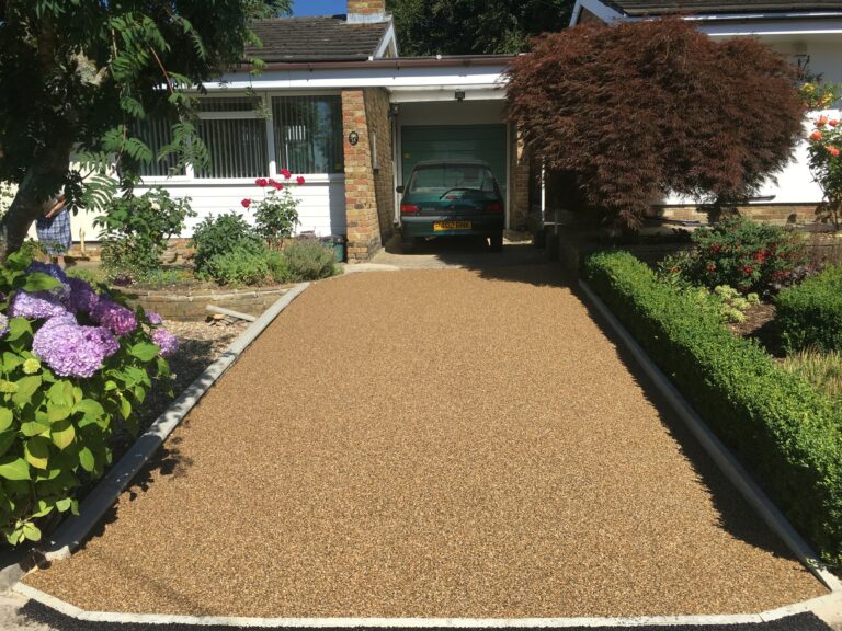 a smooth, level resin bound driveway